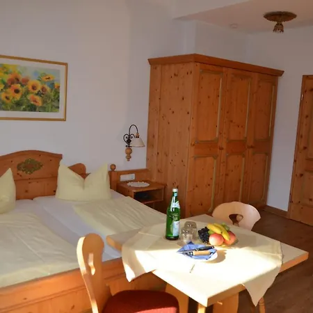 Gaestehaus Maria Penzion 3*